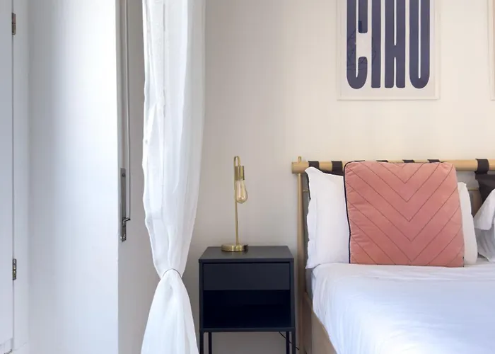 The Boutique Houses - Steps Away From The Duomo Area