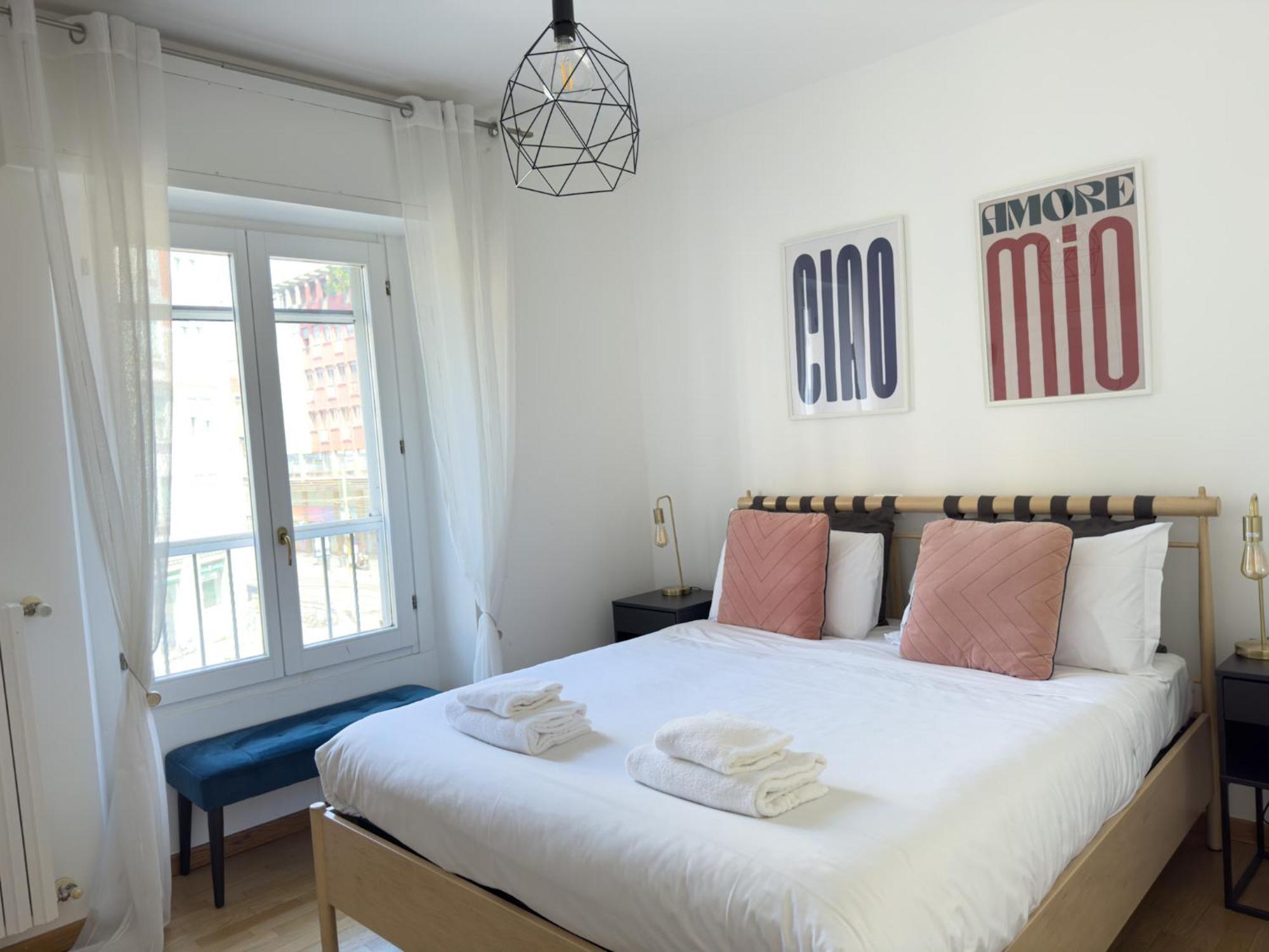 The Boutique - Steps Away From The Duomo Area Apartment *